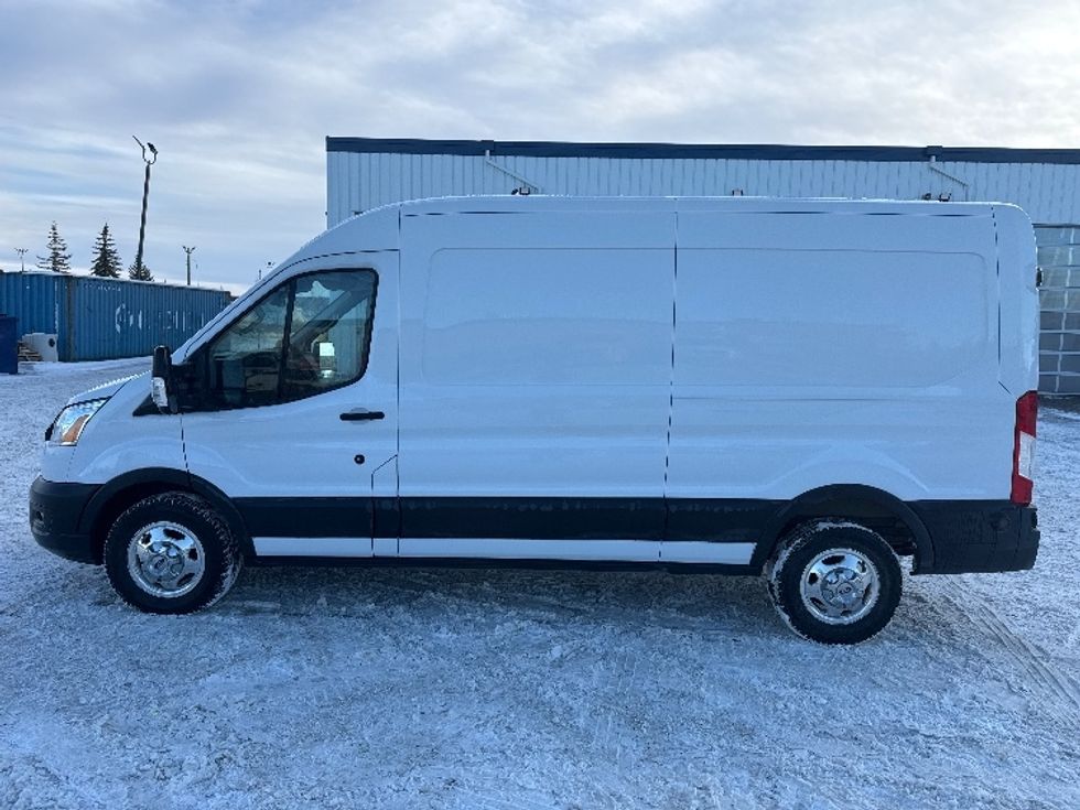 Cargo Van (Panel Van)-Light and Medium Duty Trucks-Ford-2020-Transit 250-Calgary-AB-49,110\n\t\tkm-$ 45,500 - Image 4