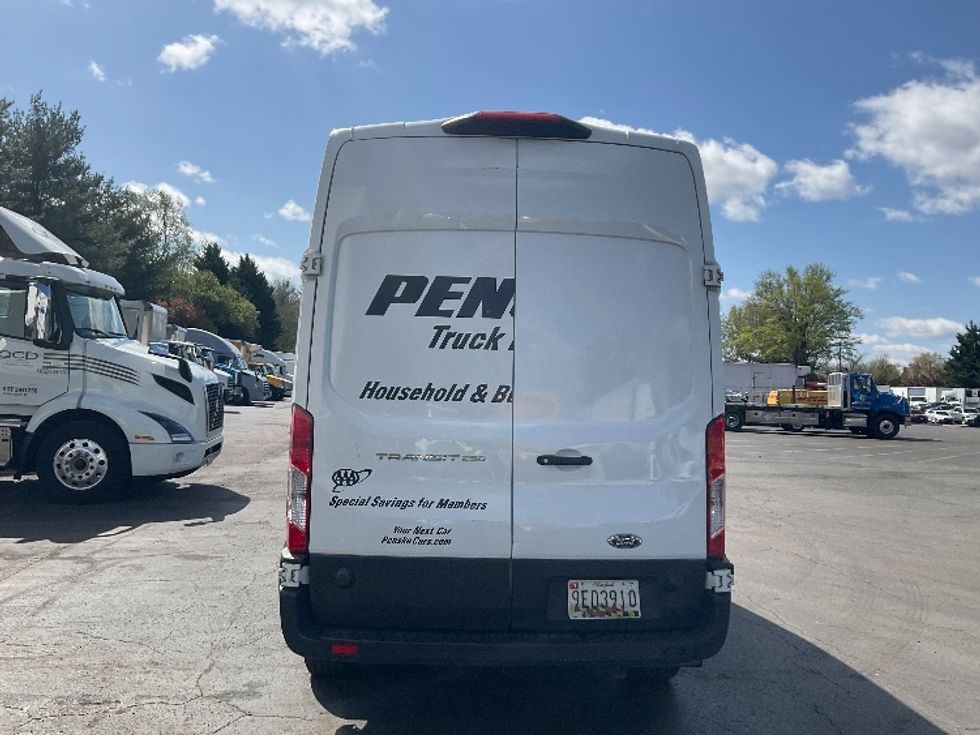 Cargo Van (Panel Van)-Light and Medium Duty Trucks-Ford-2020-Transit 250-Capitol Heights-MD-60,326\n\t\tmiles-$ 35,250 - Image 6