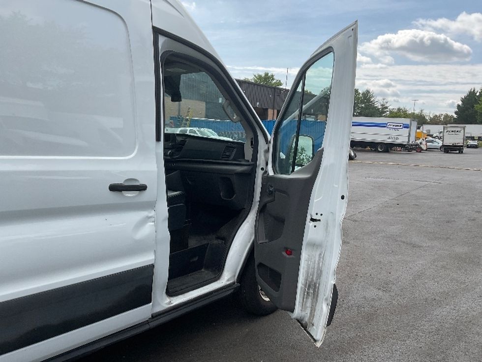Cargo Van (Panel Van)-Light and Medium Duty Trucks-Ford-2020-Transit 250-Capitol Heights-MD-92,468\n\t\tmiles-$ 32,250 - Image 20
