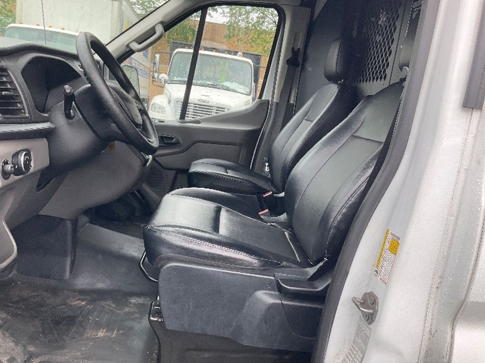 Cargo Van (Panel Van)-Light and Medium Duty Trucks-Ford-2020-Transit 250-Capitol Heights-MD-96,557\n\t\tmiles-$ 32,000 - Image 12