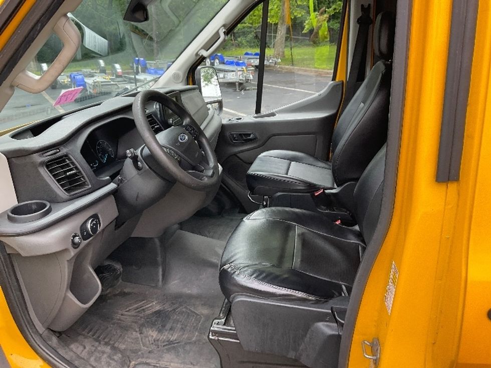 Cargo Van (Panel Van)-Light and Medium Duty Trucks-Ford-2020-Transit 250-Capitol Heights-MD-99,453\n\t\tmiles-$ 27,250 - Image 19