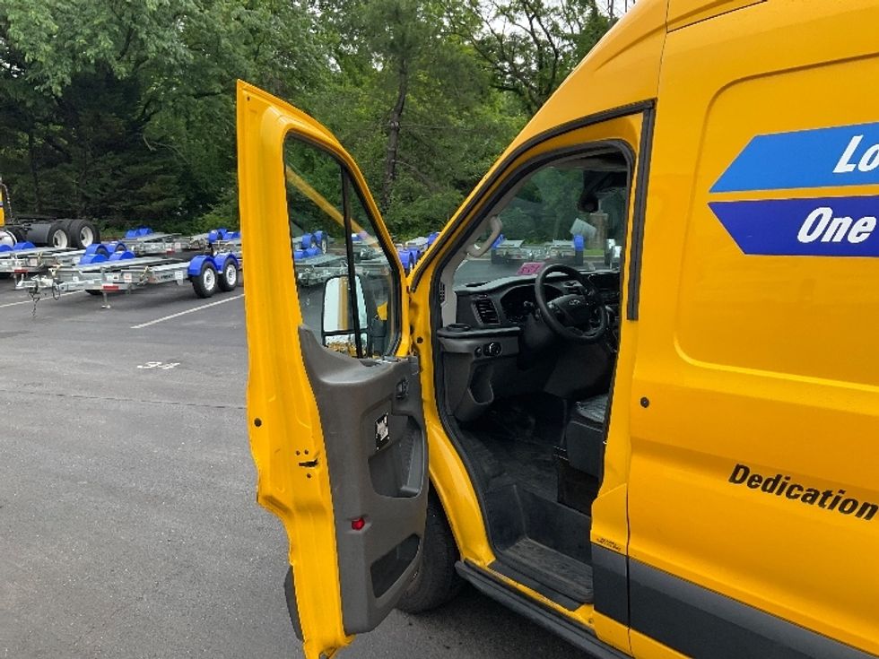 Cargo Van (Panel Van)-Light and Medium Duty Trucks-Ford-2020-Transit 250-Capitol Heights-MD-99,453\n\t\tmiles-$ 27,250 - Image 16