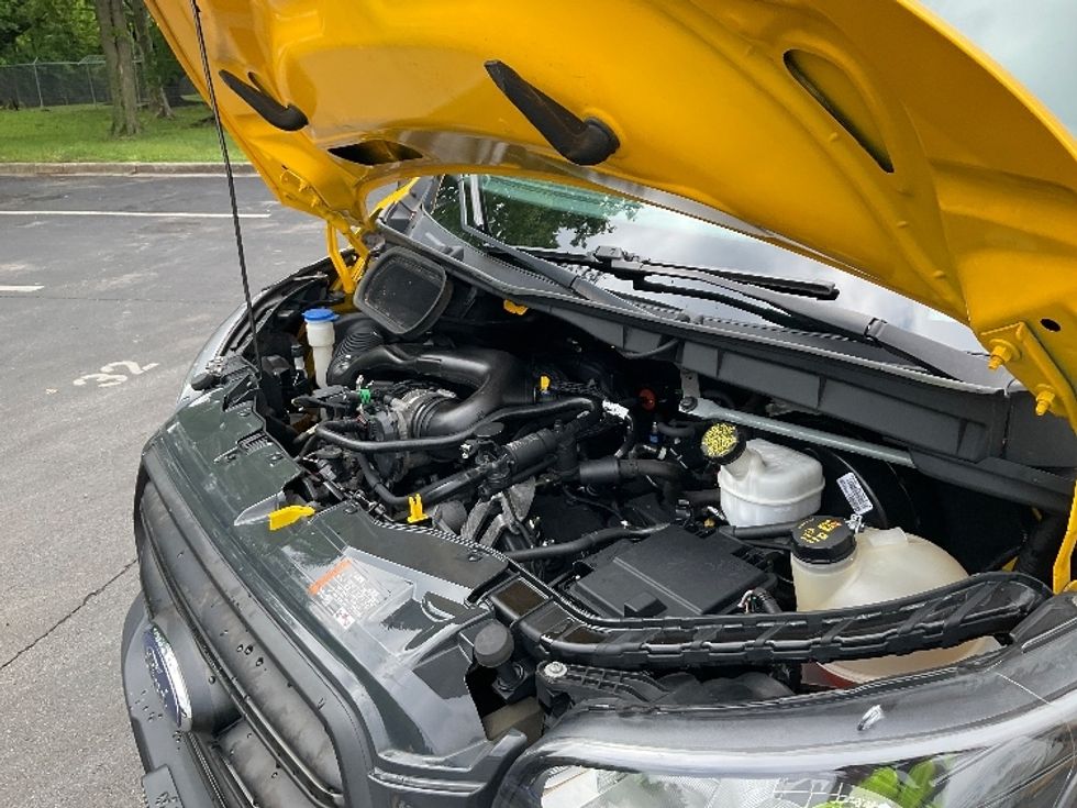 Cargo Van (Panel Van)-Light and Medium Duty Trucks-Ford-2020-Transit 250-Capitol Heights-MD-99,453\n\t\tmiles-$ 27,250 - Image 24