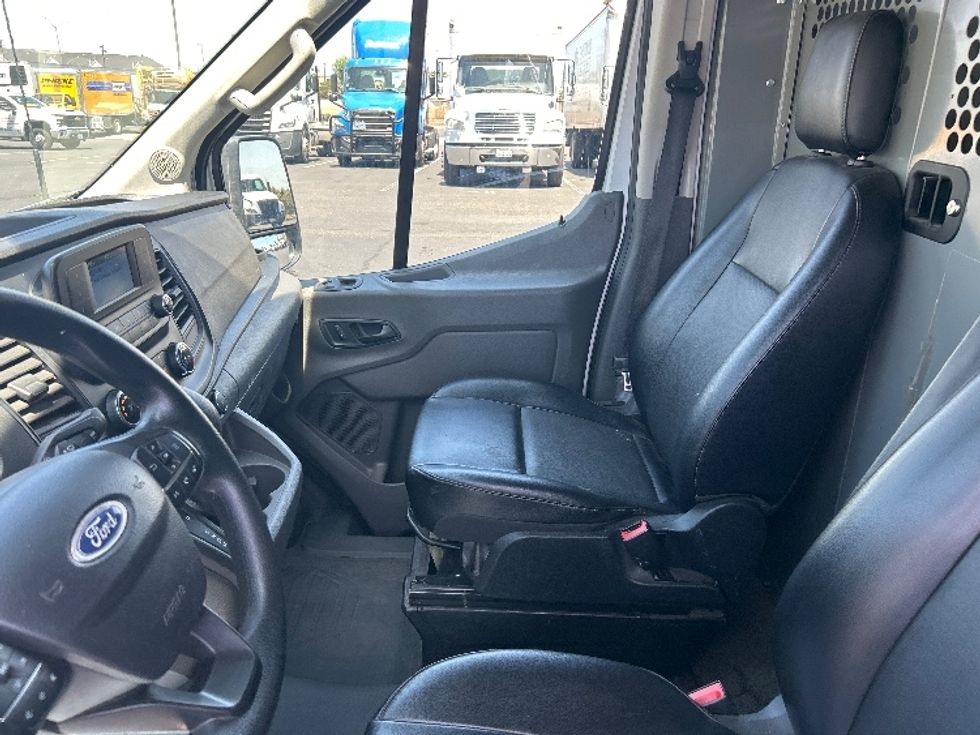 Cargo Van (Panel Van)-Light and Medium Duty Trucks-Ford-2020-Transit 250-Ceres-CA-148,890\n\t\tmiles-$ 28,000 - Image 16