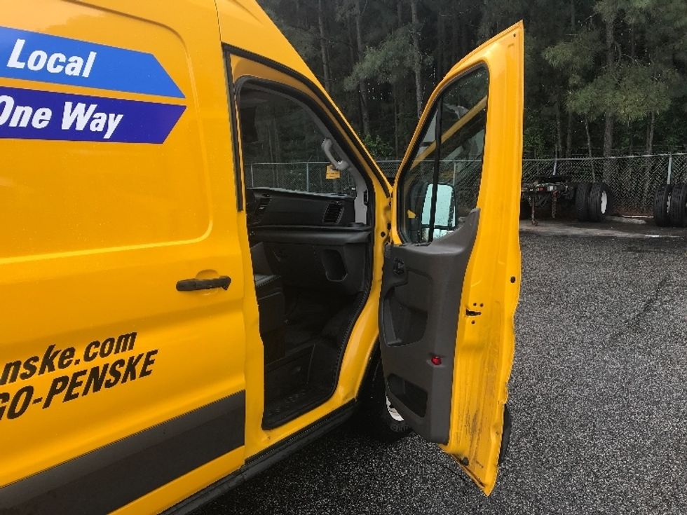 Cargo Van (Panel Van)-Light and Medium Duty Trucks-Ford-2020-Transit 250-Chesapeake-VA-81,291\n\t\tmiles-$ 28,250 - Image 19