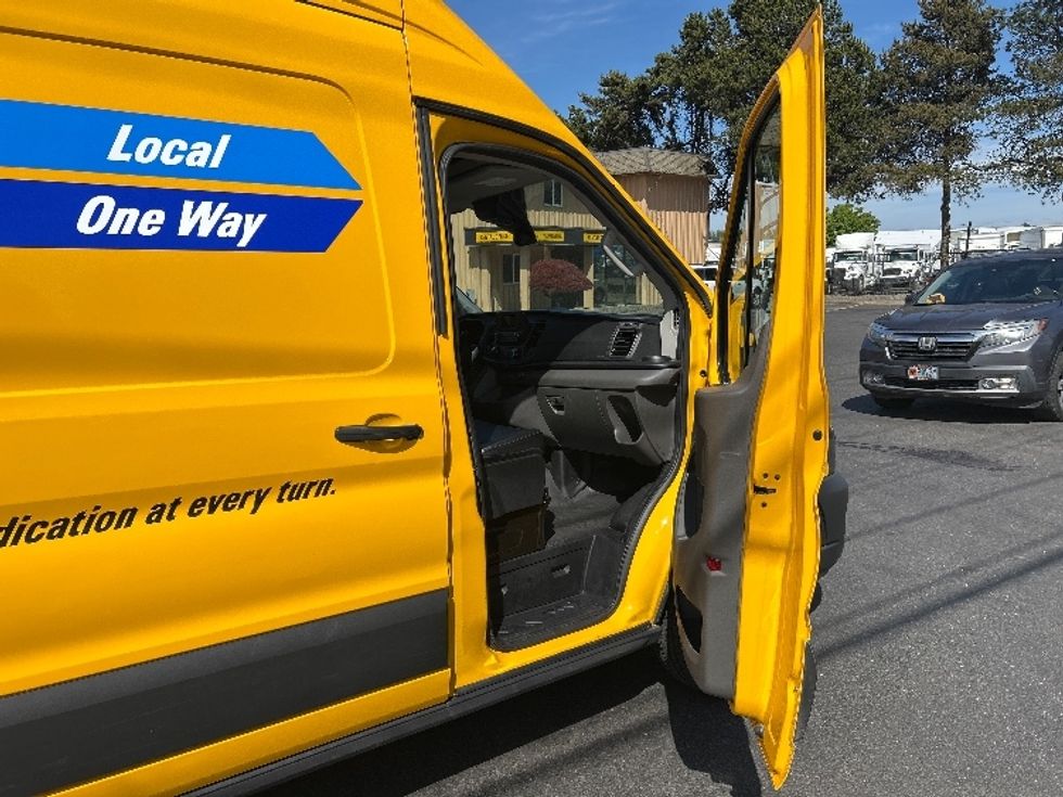 Cargo Van (Panel Van)-Light and Medium Duty Trucks-Ford-2020-Transit 250-Clackamas-OR-50,491\n\t\tmiles-$ 32,500 - Image 20