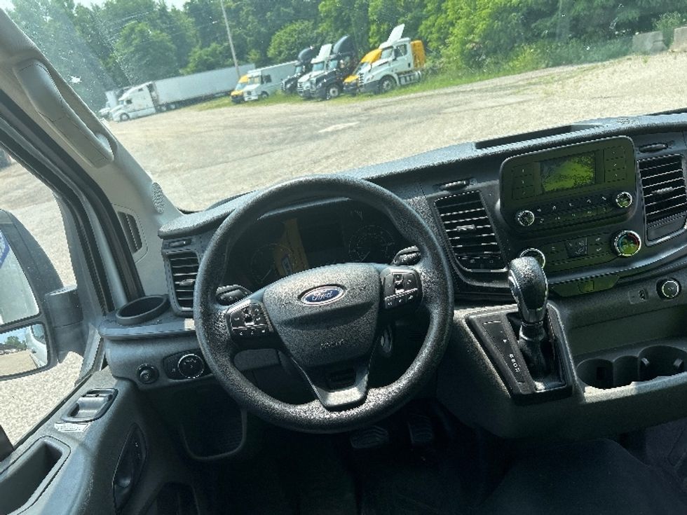 Cargo Van (Panel Van)-Light and Medium Duty Trucks-Ford-2020-Transit 250-Comstock Park-MI-77,135\n\t\tmiles-$ 32,250 - Image 16