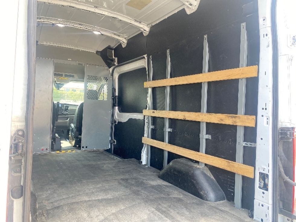 Cargo Van (Panel Van)-Light and Medium Duty Trucks-Ford-2020-Transit 250-Concord-ON-79,456\n\t\tkm-$ 43,250 - Image 11