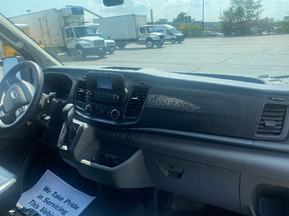 2020 Ford Transit photo 16