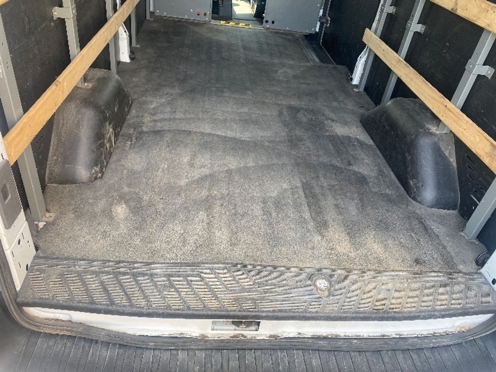 Cargo Van (Panel Van)-Light and Medium Duty Trucks-Ford-2020-Transit 250-Concord-ON-79,456\n\t\tkm-$ 43,250 - Image 9