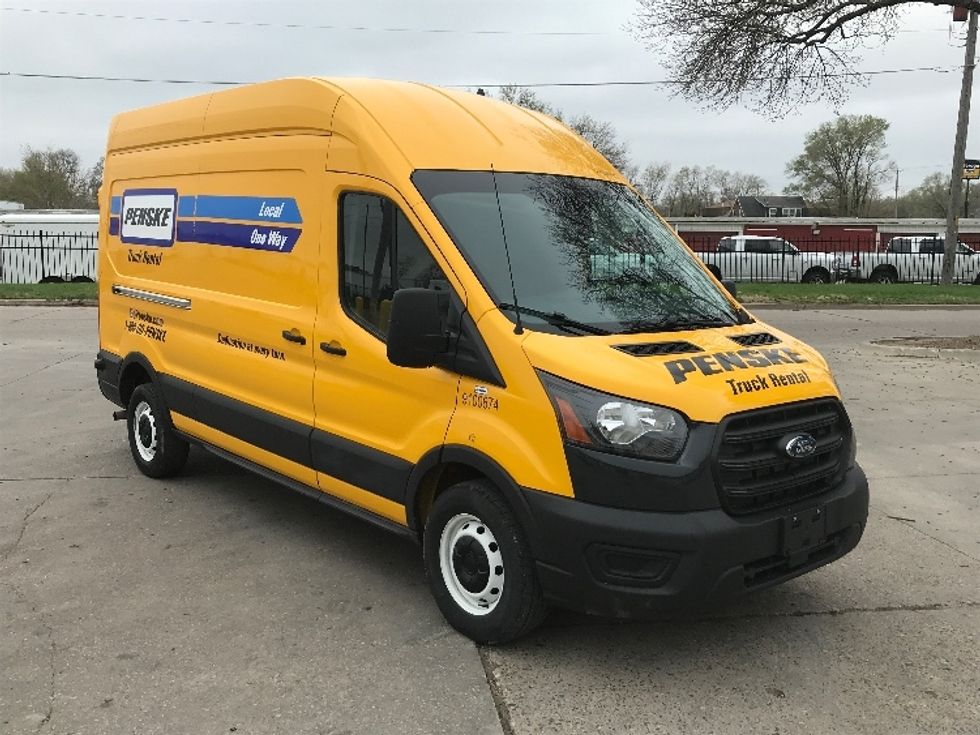 Used Cargo Vans for Sale in IA Penske Used Trucks