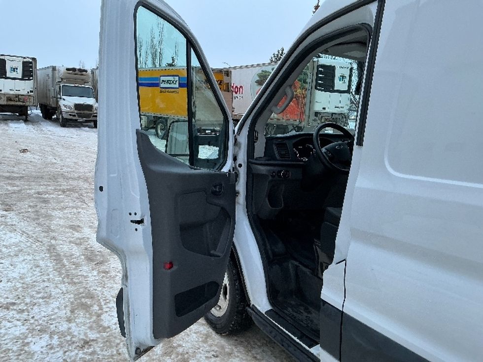 Cargo Van (Panel Van)-Light and Medium Duty Trucks-Ford-2020-Transit 250-Edmonton-AB-82,767\n\t\tkm-$ 41,500 - Image 14