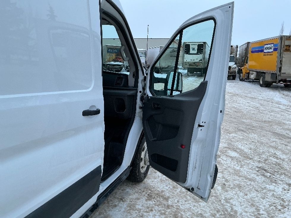 Cargo Van (Panel Van)-Light and Medium Duty Trucks-Ford-2020-Transit 250-Edmonton-AB-82,767\n\t\tkm-$ 41,500 - Image 18