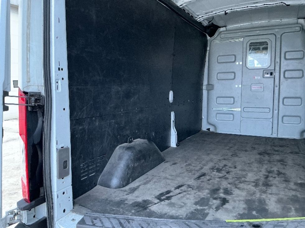 Cargo Van (Panel Van)-Light and Medium Duty Trucks-Ford-2020-Transit 250-Edmonton-AB-82,767\n\t\tkm-$ 41,500 - Image 9