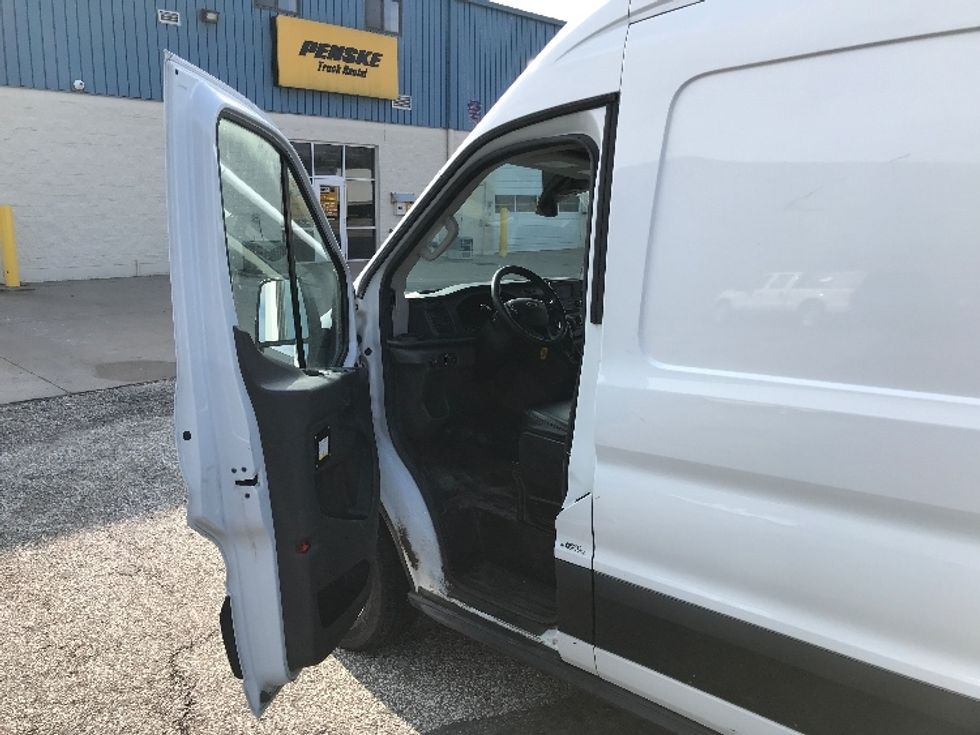 2020 Ford Transit 250 Cargo Van (Panel Van)