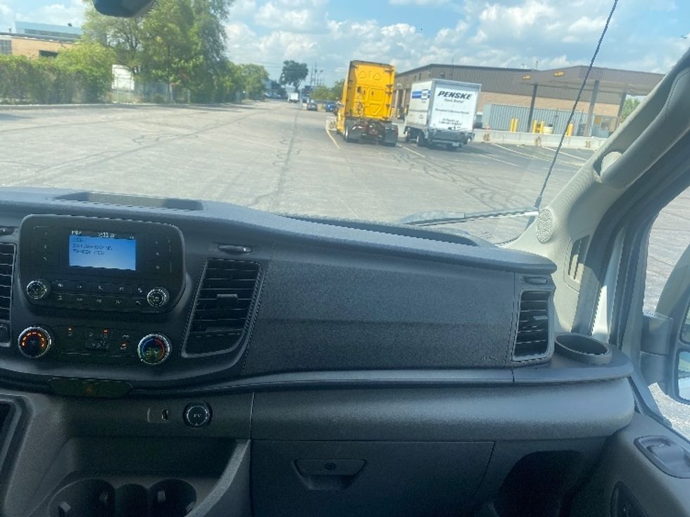 Cargo Van (Panel Van)-Light and Medium Duty Trucks-Ford-2020-Transit 250-Etobicoke-ON-140,264\n\t\tkm-$ 40,000 - Image 16