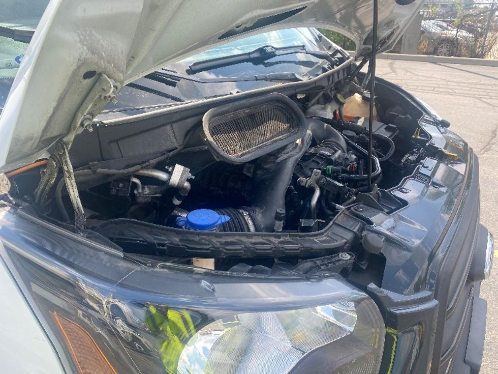 Cargo Van (Panel Van)-Light and Medium Duty Trucks-Ford-2020-Transit 250-Etobicoke-ON-140,264\n\t\tkm-$ 40,000 - Image 18