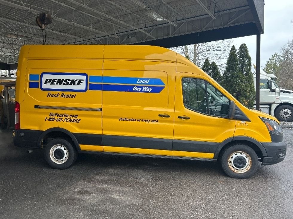 Cargo Van (Panel Van)-Light and Medium Duty Trucks-Ford-2020-Transit 250-Fitchburg-MA-85,669\n\t\tmiles-$ 27,250 - Image 12
