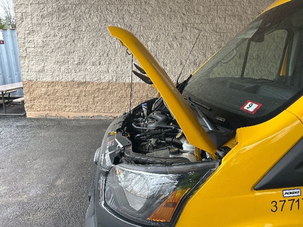 Cargo Van (Panel Van)-Light and Medium Duty Trucks-Ford-2020-Transit 250-Fitchburg-MA-85,669\n\t\tmiles-$ 27,250 - Image 21