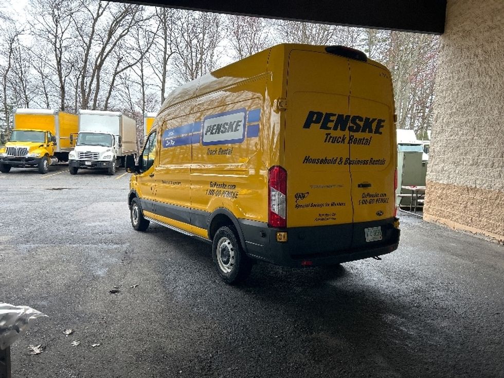 Cargo Van (Panel Van)-Light and Medium Duty Trucks-Ford-2020-Transit 250-Fitchburg-MA-85,669\n\t\tmiles-$ 27,250 - Image 5