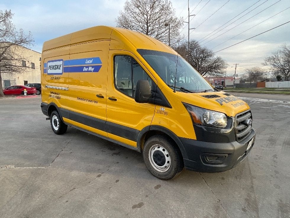 Used Cargo Vans for Sale in TX Penske Used Trucks