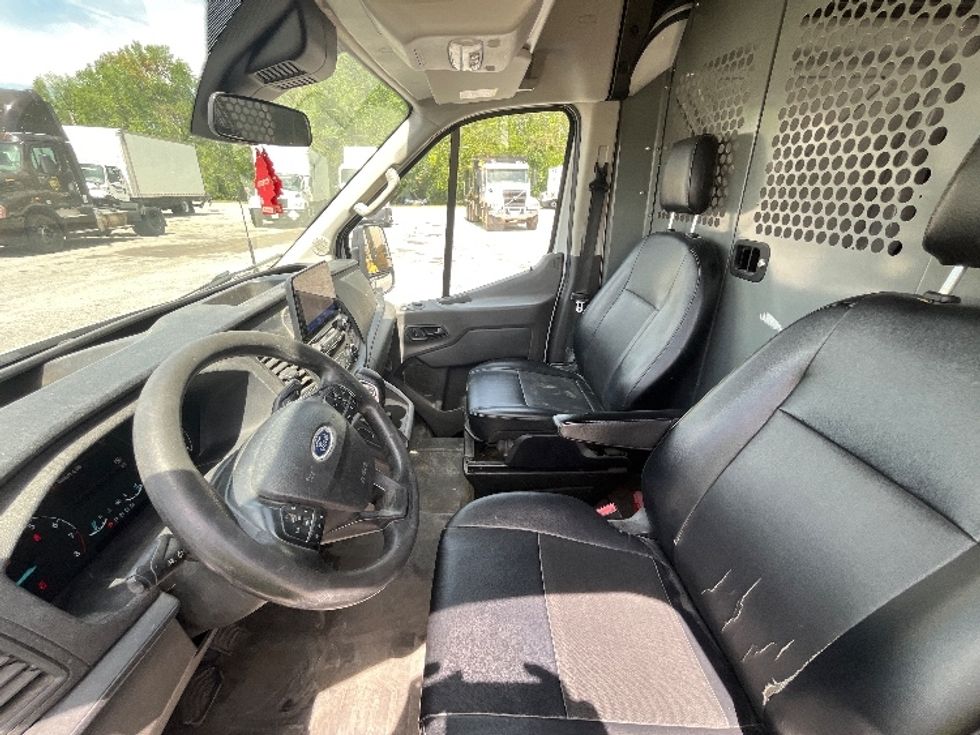 Cargo Van (Panel Van)-Light and Medium Duty Trucks-Ford-2020-Transit 250-Greer-SC-110,522\n\t\tmiles-$ 30,250 - Image 18