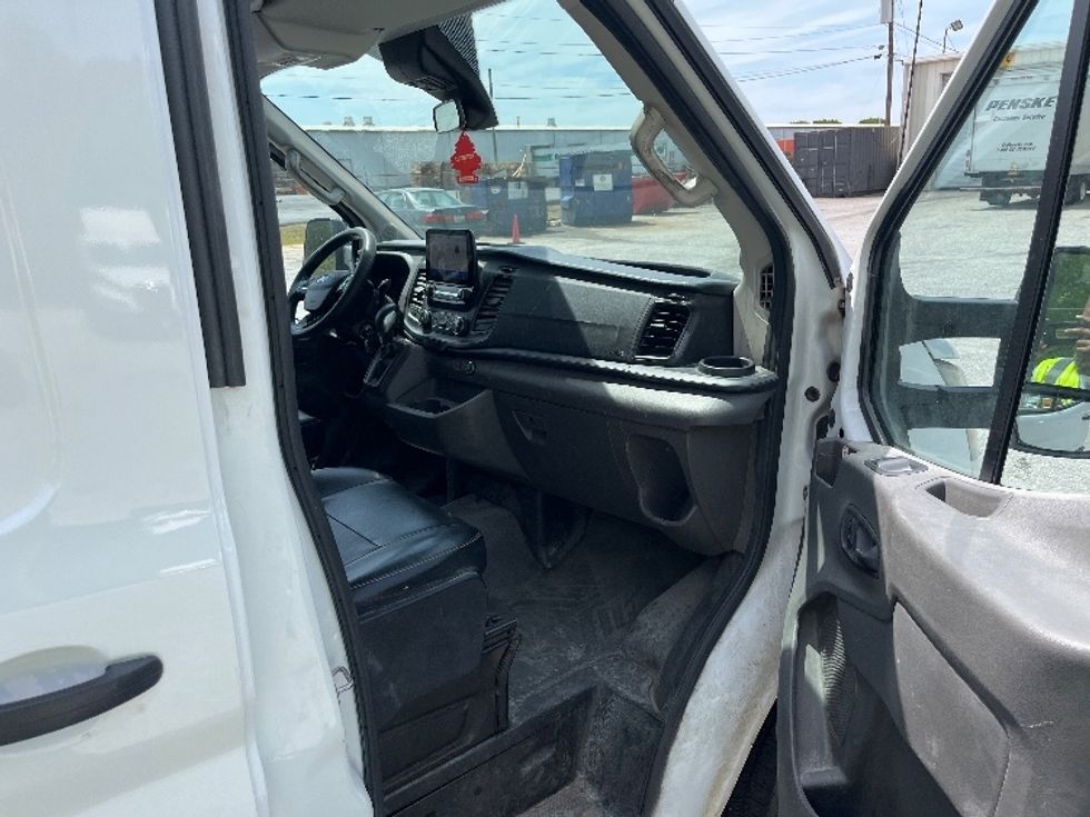 Cargo Van (Panel Van)-Light and Medium Duty Trucks-Ford-2020-Transit 250-Greer-SC-110,522\n\t\tmiles-$ 30,250 - Image 19