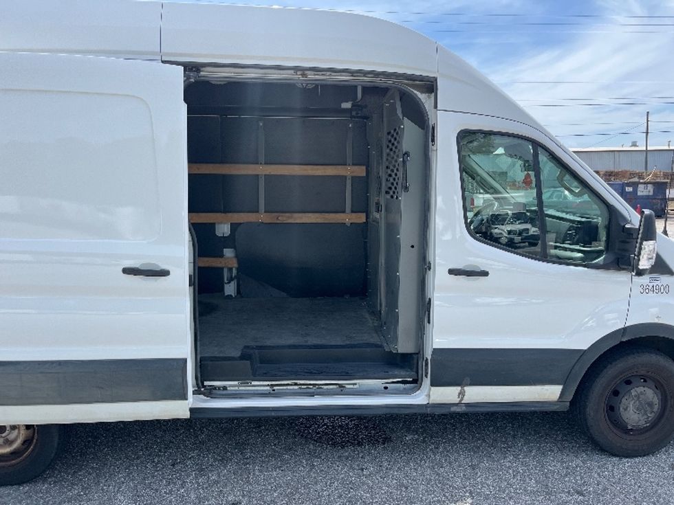 Cargo Van (Panel Van)-Light and Medium Duty Trucks-Ford-2020-Transit 250-Greer-SC-110,522\n\t\tmiles-$ 30,250 - Image 24