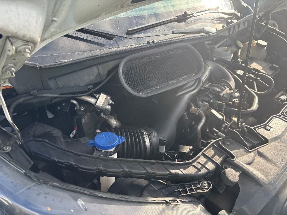 Cargo Van (Panel Van)-Light and Medium Duty Trucks-Ford-2020-Transit 250-Harrisburg-PA-107,182\n\t\tmiles-$ 31,250 - Image 19