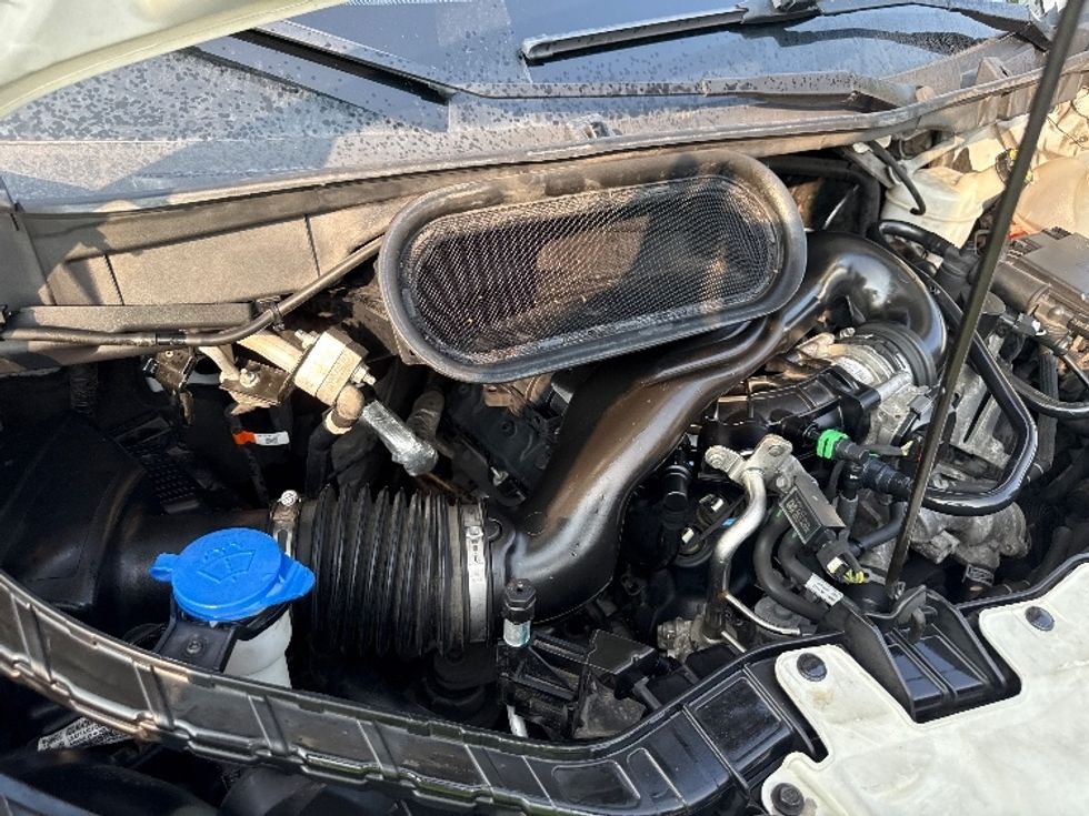 Cargo Van (Panel Van)-Light and Medium Duty Trucks-Ford-2020-Transit 250-Harrisburg-PA-129,913\n\t\tmiles-$ 27,000 - Image 23