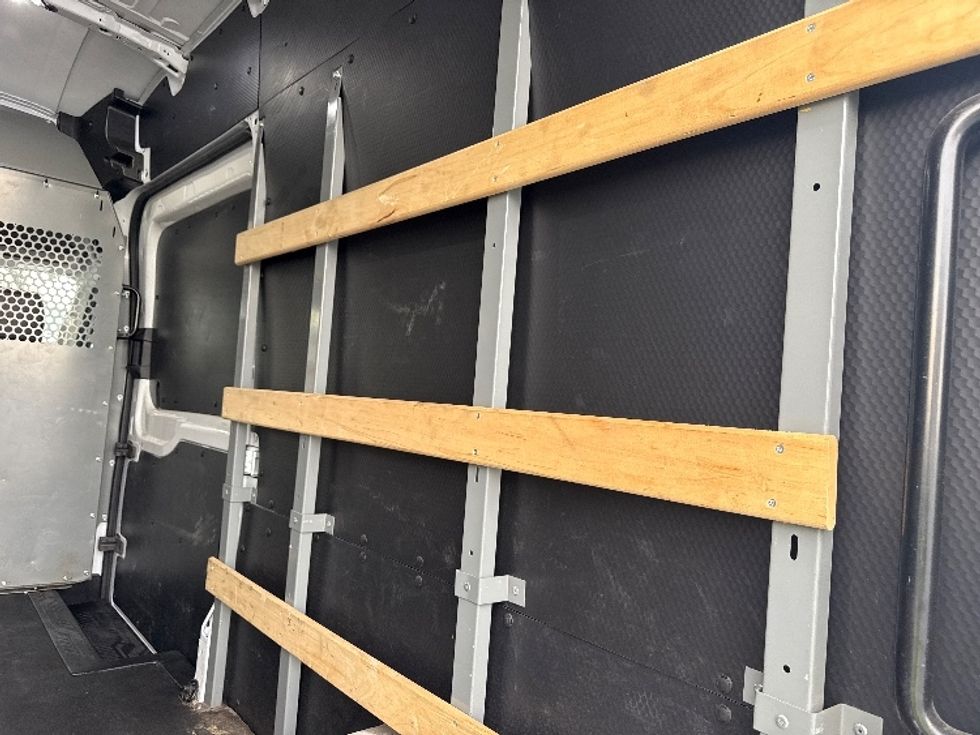 Cargo Van (Panel Van)-Light and Medium Duty Trucks-Ford-2020-Transit 250-Harrisburg-PA-62,239\n\t\tmiles-$ 33,750 - Image 12