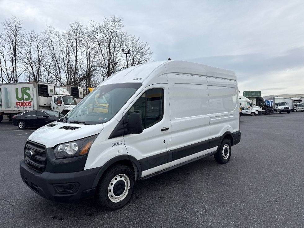 Cargo Van (Panel Van)-Light and Medium Duty Trucks-Ford-2020-Transit 250-Harrisburg-PA-62,239\n\t\tmiles-$ 33,750 - Image 3
