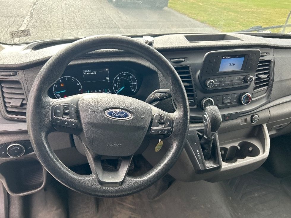 Cargo Van (Panel Van)-Light and Medium Duty Trucks-Ford-2020-Transit 250-Harrisburg-PA-75,736\n\t\tmiles-$ 33,000 - Image 16
