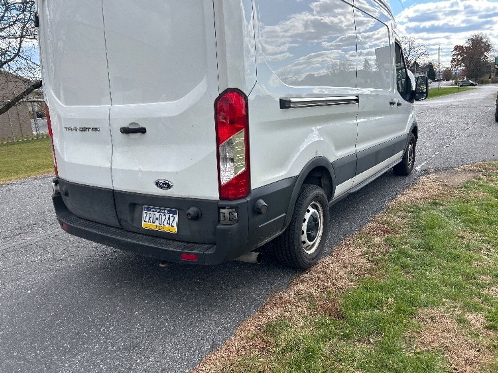 Cargo Van (Panel Van)-Light and Medium Duty Trucks-Ford-2020-Transit 250-Harrisburg-PA-75,736\n\t\tmiles-$ 33,000 - Image 23
