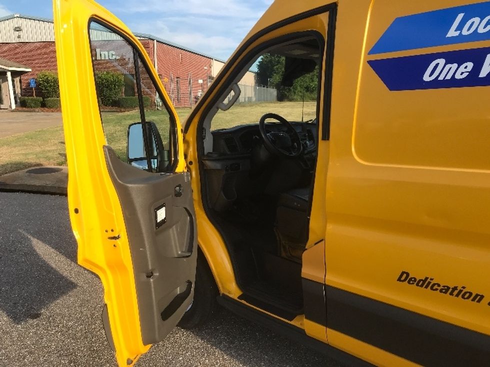 Cargo Van (Panel Van)-Light and Medium Duty Trucks-Ford-2020-Transit 250-Homewood-AL-127,197\n\t\tmiles-$ 27,500 - Image 14