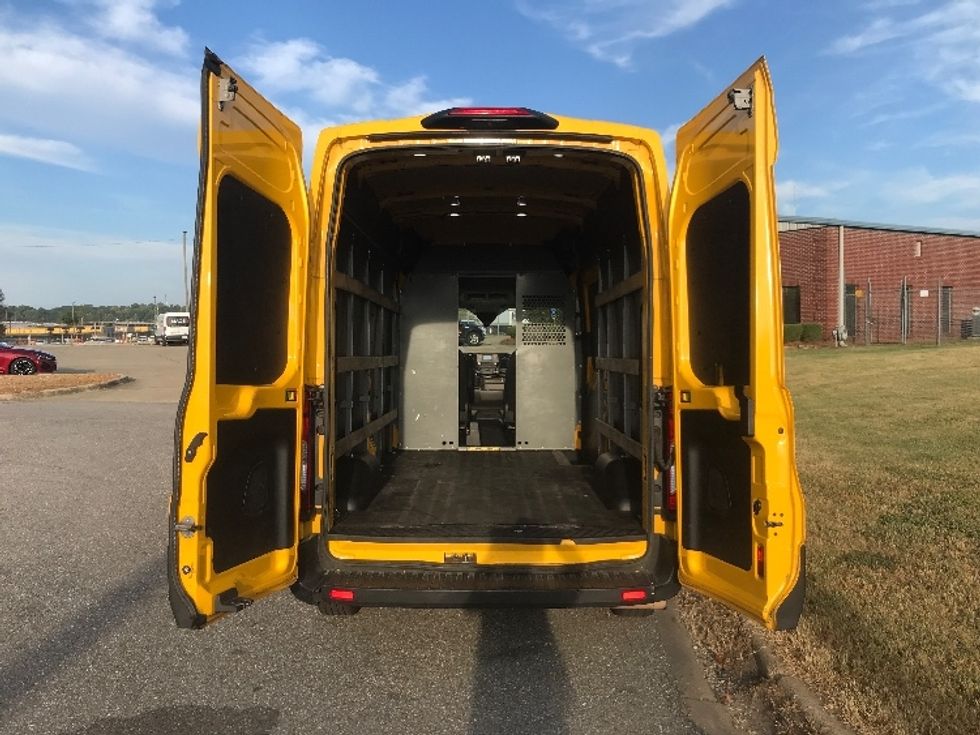 Cargo Van (Panel Van)-Light and Medium Duty Trucks-Ford-2020-Transit 250-Homewood-AL-127,197\n\t\tmiles-$ 27,500 - Image 8
