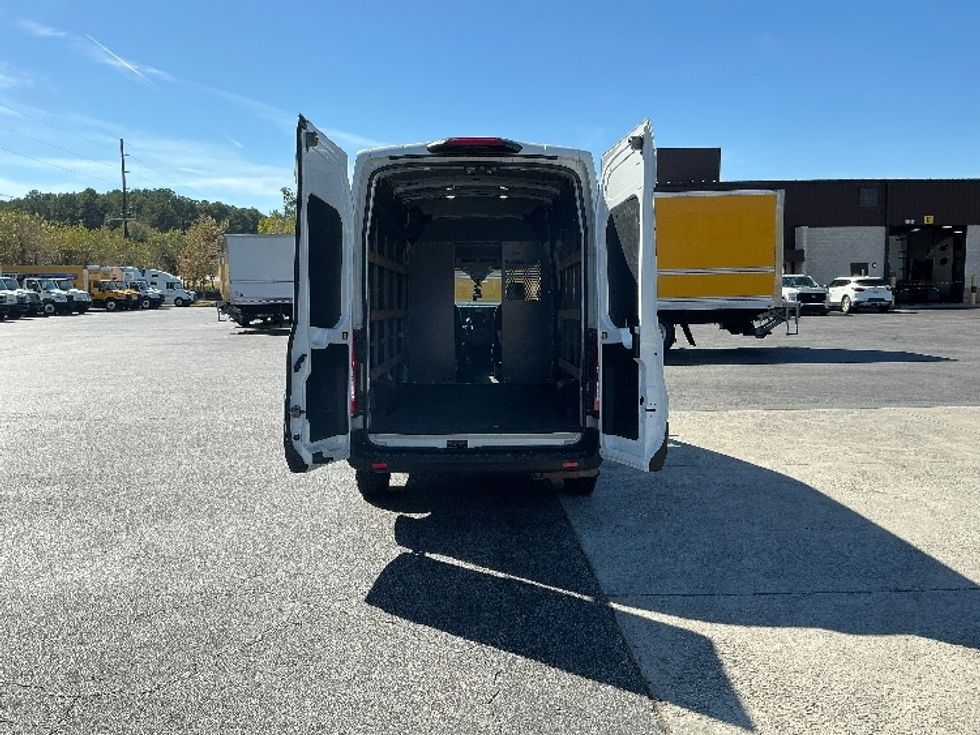 Cargo Van (Panel Van)-Light and Medium Duty Trucks-Ford-2020-Transit 250-Homewood-AL-129,757\n\t\tmiles-$ 28,000 - Image 9