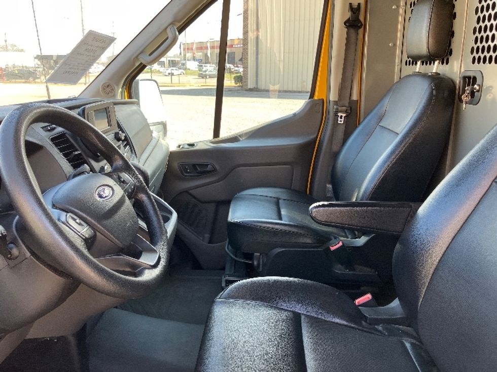 Cargo Van (Panel Van)-Light and Medium Duty Trucks-Ford-2020-Transit 250-Hueytown-AL-108,529\n\t\tmiles-$ 27,000 - Image 18