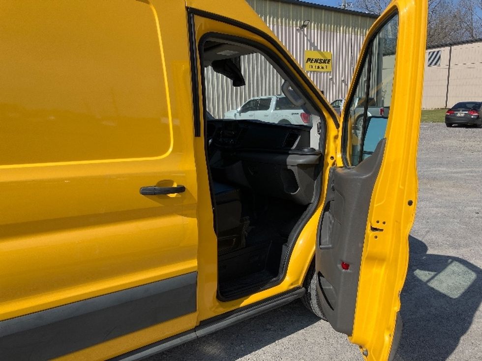 Cargo Van (Panel Van)-Light and Medium Duty Trucks-Ford-2020-Transit 250-Hueytown-AL-108,529\n\t\tmiles-$ 27,000 - Image 19