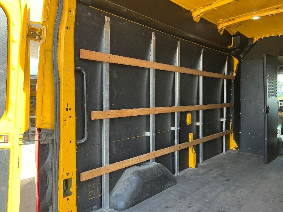 Cargo Van (Panel Van)-Light and Medium Duty Trucks-Ford-2020-Transit 250-Indianapolis-IN-87,797\n\t\tmiles-$ 29,250 - Image 11