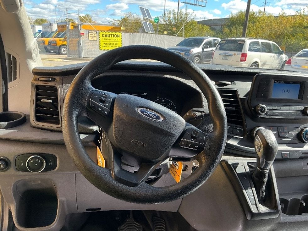 Cargo Van (Panel Van)-Light and Medium Duty Trucks-Ford-2020-Transit 250-Indianapolis-IN-87,797\n\t\tmiles-$ 29,250 - Image 18