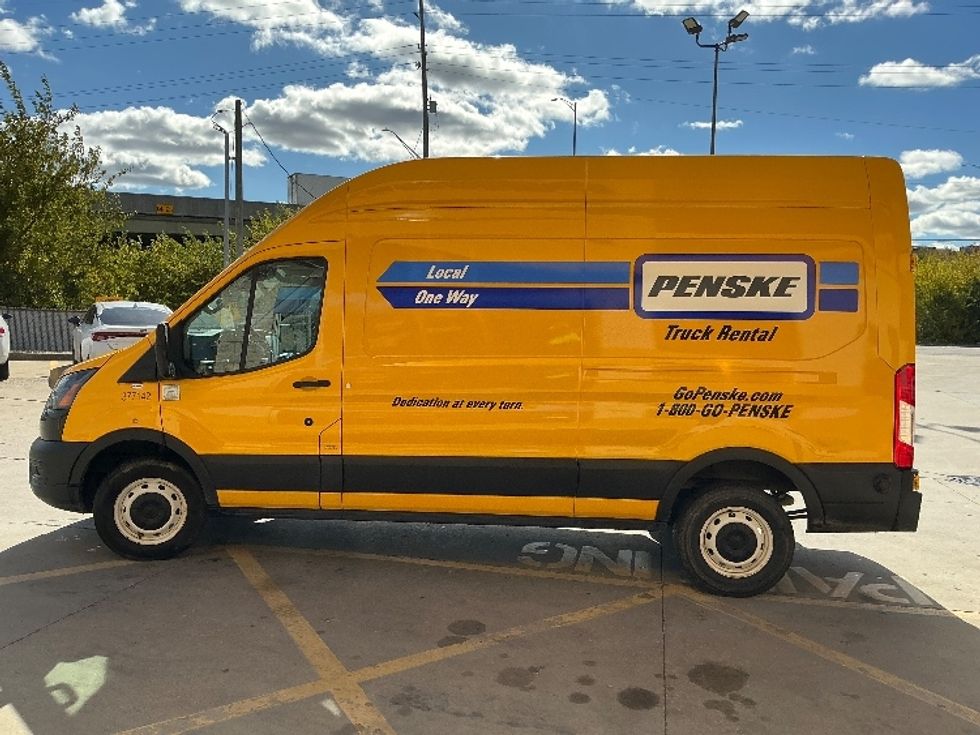 2020 Ford Transit photo 3