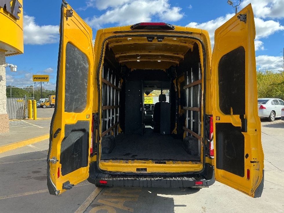 Cargo Van (Panel Van)-Light and Medium Duty Trucks-Ford-2020-Transit 250-Indianapolis-IN-87,797\n\t\tmiles-$ 29,250 - Image 8