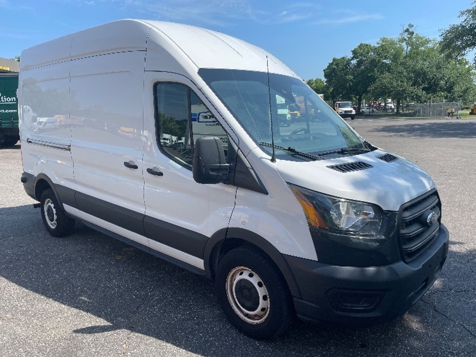Cargo Van (Panel Van)-Light and Medium Duty Trucks-Ford-2020-Transit 250-Jacksonville-FL-126,406\n\t\tmiles-$ 29,000 - Image 1