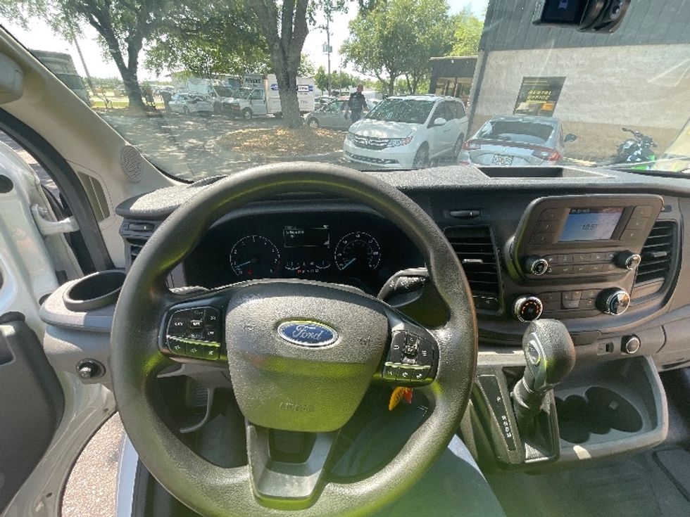 Cargo Van (Panel Van)-Light and Medium Duty Trucks-Ford-2020-Transit 250-Jacksonville-FL-126,406\n\t\tmiles-$ 29,000 - Image 15