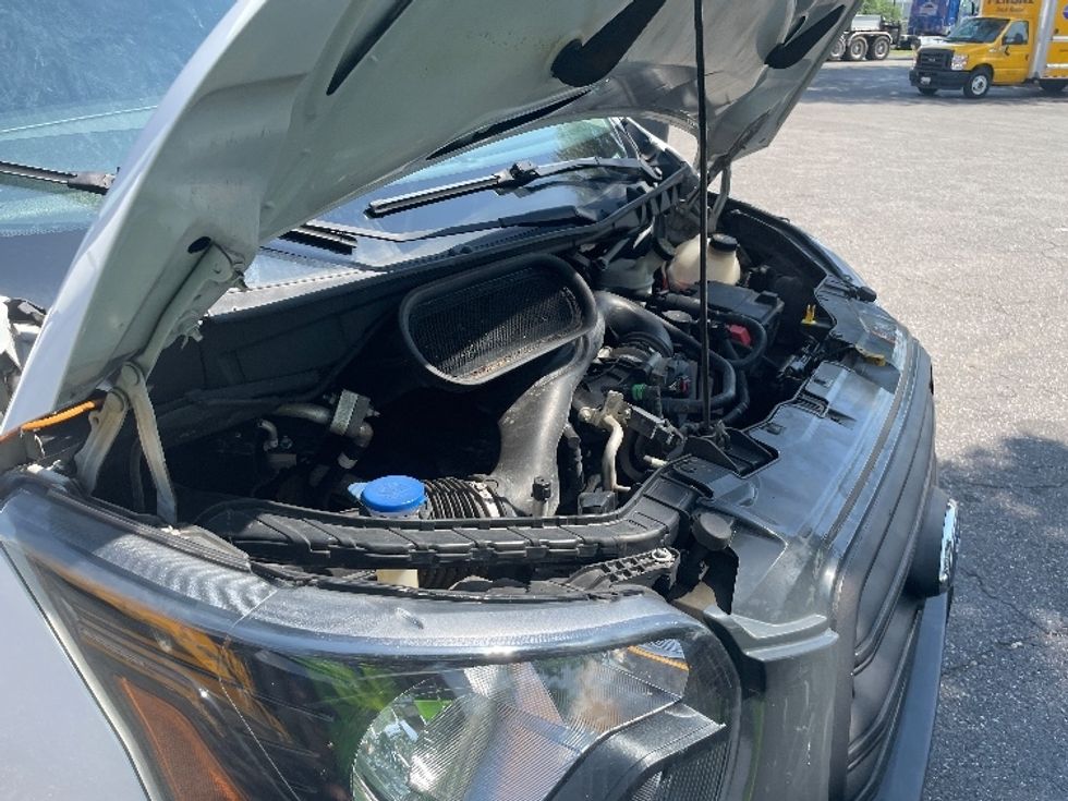 Cargo Van (Panel Van)-Light and Medium Duty Trucks-Ford-2020-Transit 250-Jacksonville-FL-126,406\n\t\tmiles-$ 29,000 - Image 20