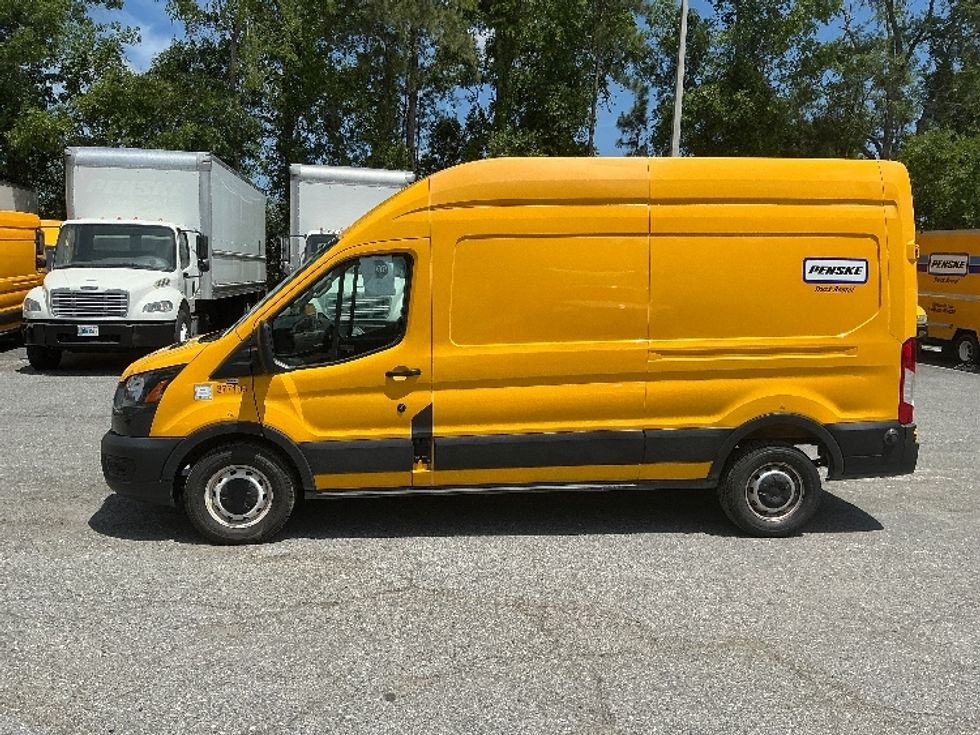 Cargo Van (Panel Van)-Light and Medium Duty Trucks-Ford-2020-Transit 250-Jacksonville-FL-88,021\n\t\tmiles-$ 28,250 - Image 4