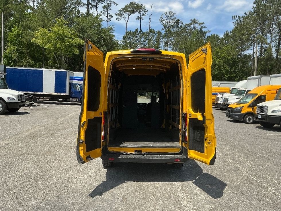 Cargo Van (Panel Van)-Light and Medium Duty Trucks-Ford-2020-Transit 250-Jacksonville-FL-88,021\n\t\tmiles-$ 28,250 - Image 8