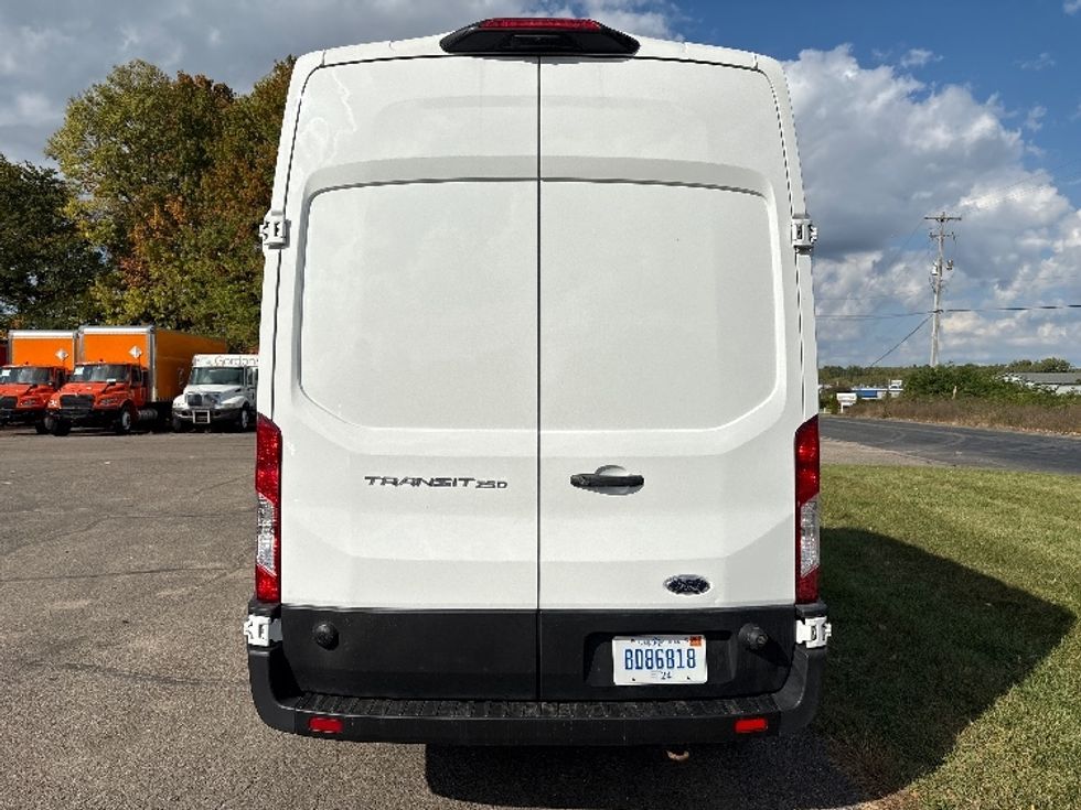 Cargo Van (Panel Van)-Light and Medium Duty Trucks-Ford-2020-Transit 250-Kalamazoo-MI-108,651\n\t\tmiles-$ 29,500 - Image 7