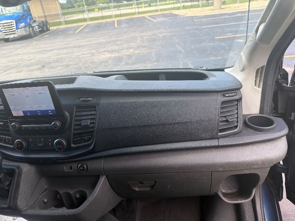 Cargo Van (Panel Van)-Light and Medium Duty Trucks-Ford-2020-Transit 250-La Porte-IN-107,042\n\t\tmiles-$ 29,250 - Image 20